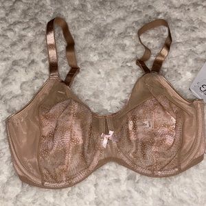 Chantelle NWT Chic Sexy Plunge Underwire Bra Size 30DDDD